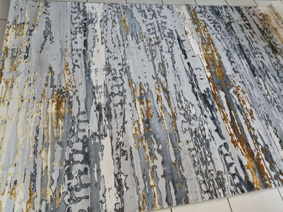 Beautiful , Vibrant , Modern , Excellent Quality Turkish Modern Rug