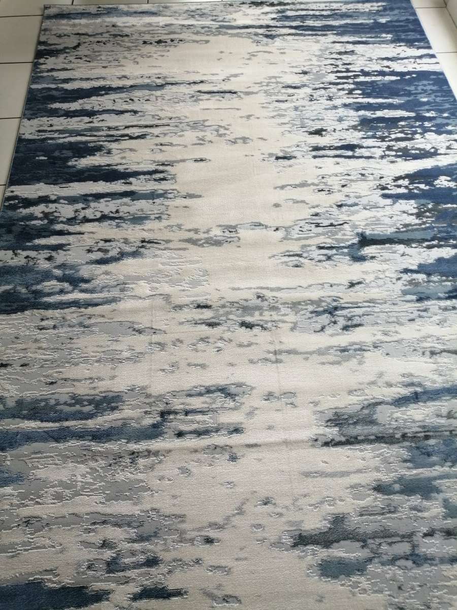 Beautiful , Vibrant , Modern , Excellent Quality Turkish Carpets