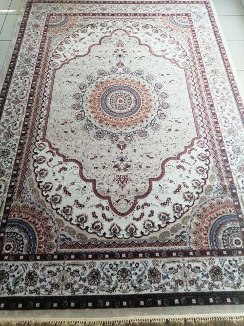Beautiful , Vibrant , Modern , Excellent Quality Turkish Carpets