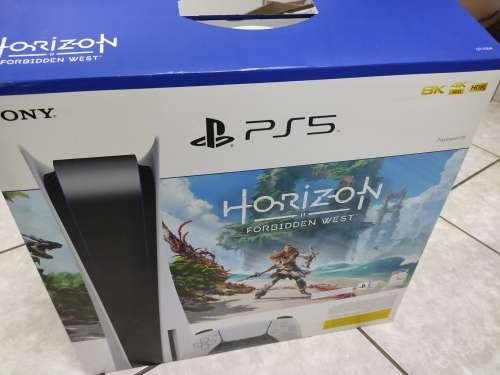 Sony Playstation 5 Console PS5 - Disc Version, controllers, headset and 3 sealed disc games