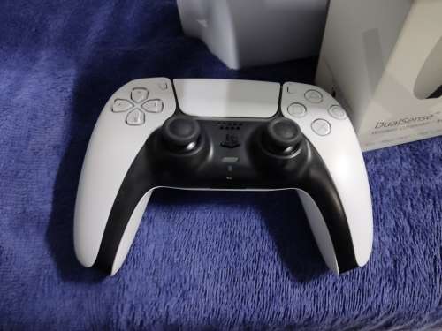 Sony Playstation 5 Console PS5 - Disc Version, controllers, headset and 3 sealed disc games