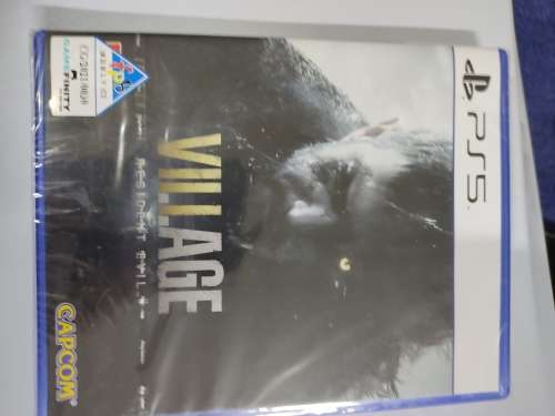 Sony Playstation 5 Console PS5 - Disc Version, controllers, headset and 3 sealed disc games