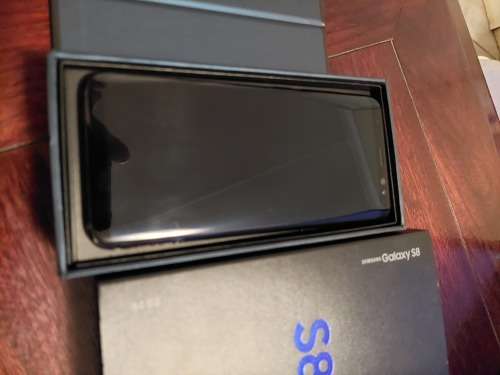 Samsung Galaxy S8 Used with box and charger