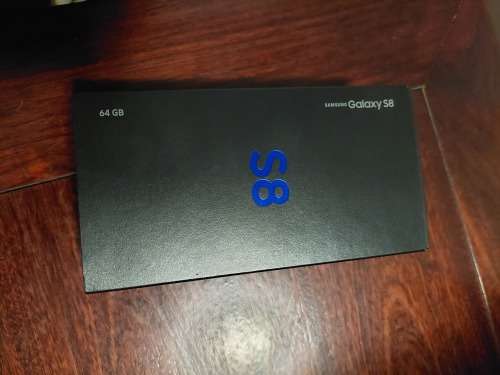 Samsung Galaxy S8 Used with box and charger