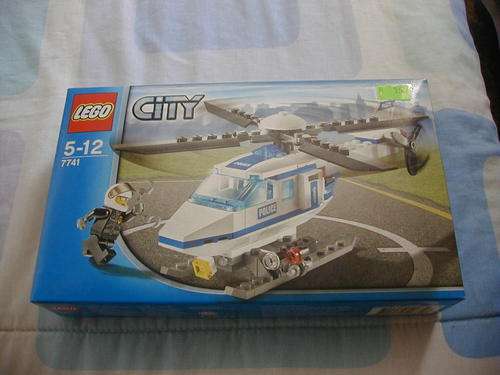 LEGO City 7741: Police Helicopter