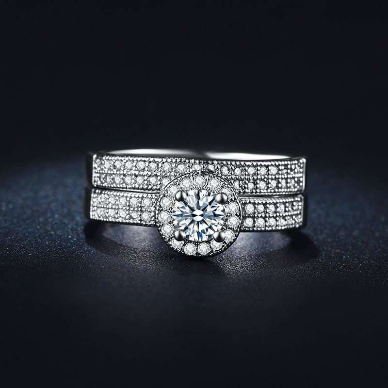Astonishing 1.50 Carat Simulated Diamond Ring Set (Double Band) . Sizes Available :  8 ; 9  !!!