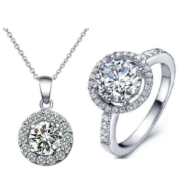 3.25 carat Round Cut Simulated Diamond Engagement Ring & Necklace Set . Size 9 / R3/4