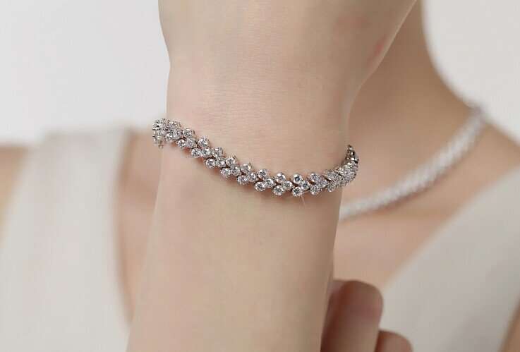 Stunning Tennis Bracelet - 2 ON AUCTION