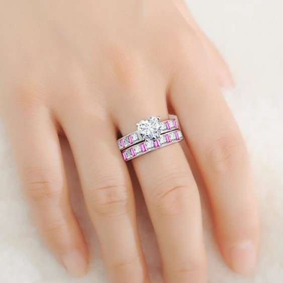 Exquisite 2.50 Carat Simulated Diamond Wedding Ring Set. Sizes Available :  6 ; 7 ; 8 ; 9  !!!