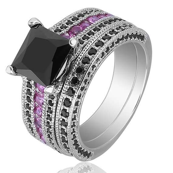 Exquisite 3.5 Carat Simulated Diamond Wedding Ring Set. Sizes Available :  6 ; 7 ; 8 ; 9  !!!