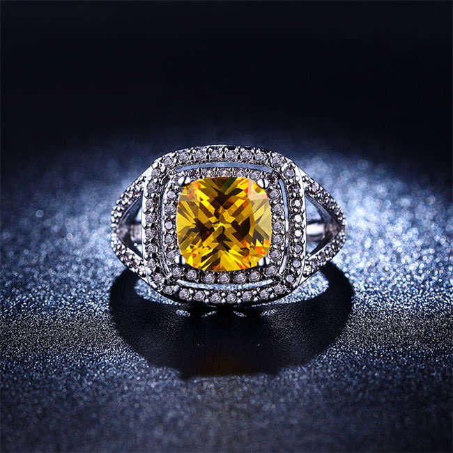 Exquisite 2.50 Carat Simulated Diamond Ring. Size : 7 / O  !!!   2 ON AUCTION!