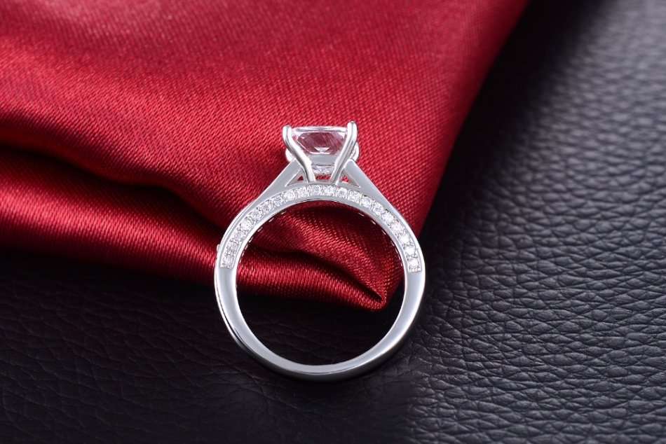 Stunning 1.50 Carat Princess Cut Simulated Diamond Ring Set (Double Band). Sizes Available : 6;7;8