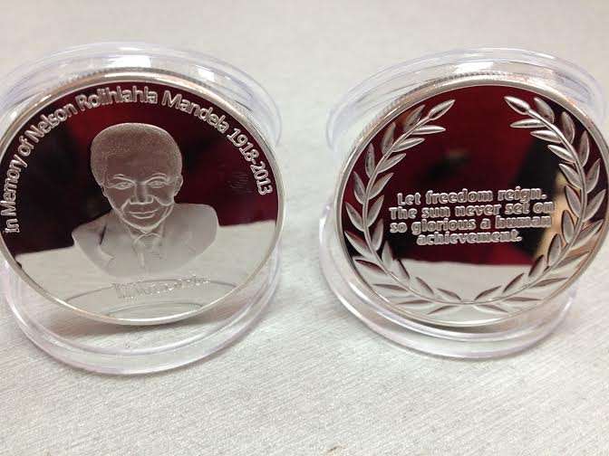 In Loving Memory of Nelson Mandela 1 oz Medallion !!!