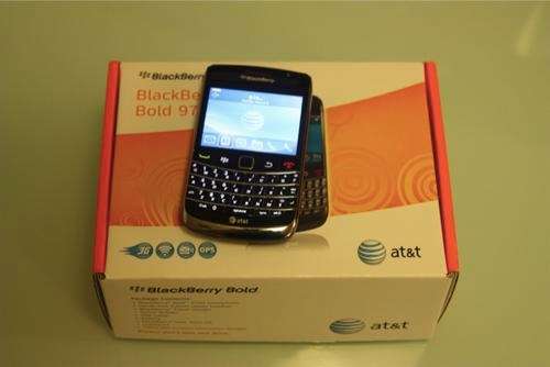 BLACKBERRY 9700 BOLD 2 IN THE BOX CRAZZZZYYYYY R1 !!!!!!