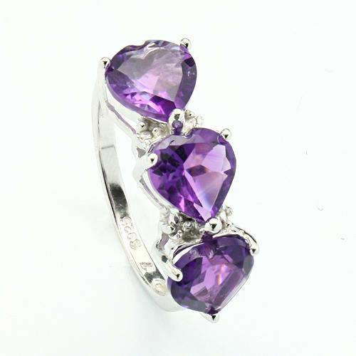 ROMANTIC 2.5CT 3PCS AMETHYST & 2 PCS WHITE DIAMOND IN 0.925 STERLING SILVER W/ PLATINUM RING SIZE 7