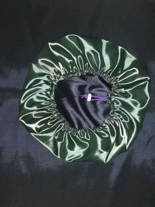 Hair Bonnet Reversable and Ajustable for snug fit. - Satin plus 1 FREE 3D FACE MASK! (Value R60)