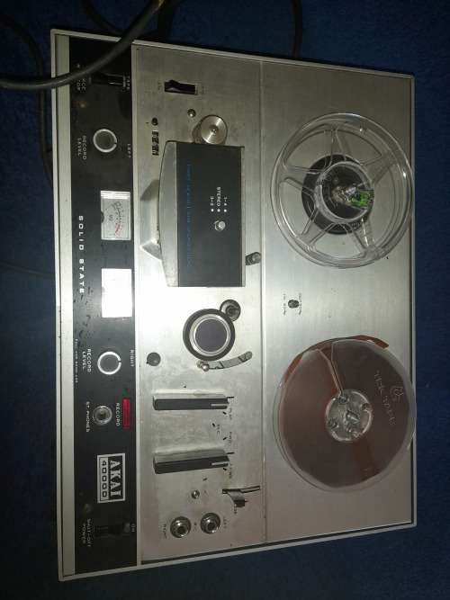 AKAI 4000D tape recorder