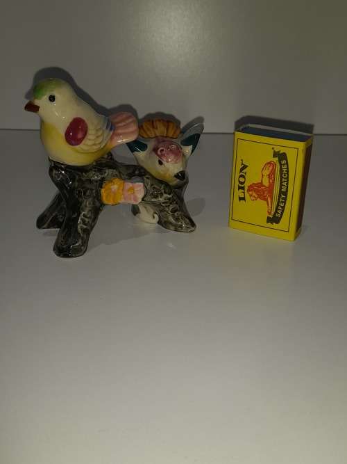 porcelain/ceramic salt and pepper shakers lot 1 free shipping