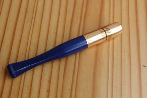 Vintage Denicotea bakelite cheroot holder