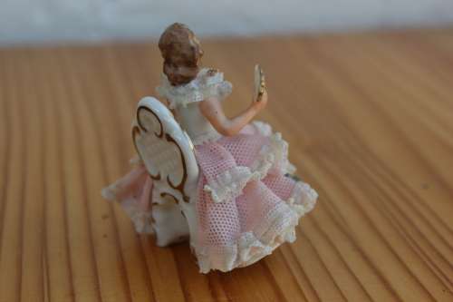 Original 1930`s Dresden figurine 6.5 cm tall no damage