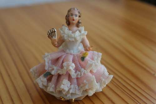 Original 1930`s Dresden figurine 6.5 cm tall no damage