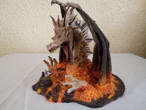 ORIGINAL 2007 COLLECTORS DRAGON FIGURINE 20CM X 23CM