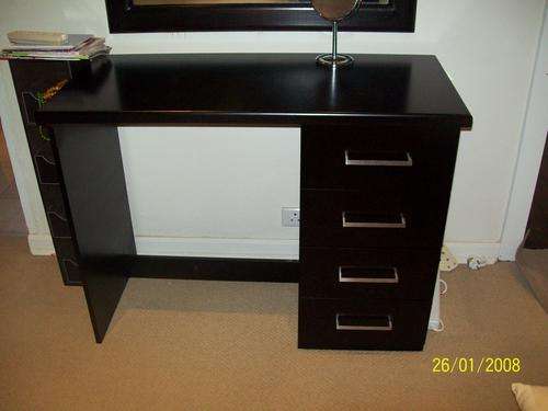 Dressing table