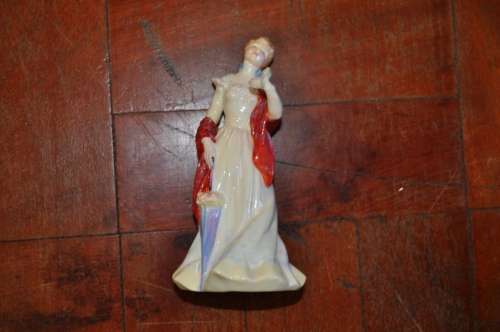 ROYAL DOULTON PORCELAIN FIGURINE-ESMERALDA,AWESOME PIECE!!!!