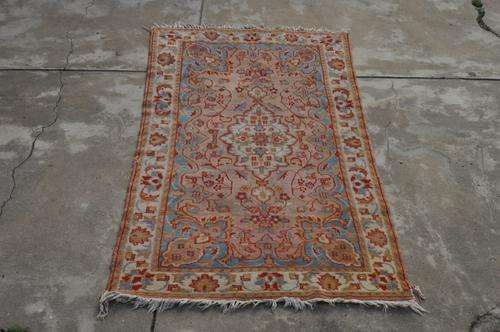 BEAUTIFUL VINTAGE PERSIAN HANDMADE CARPET 84X163CM