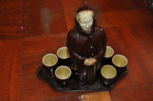 BESWICK PORCEAINE DECANTER,TRAY,AND SIX GLASSES