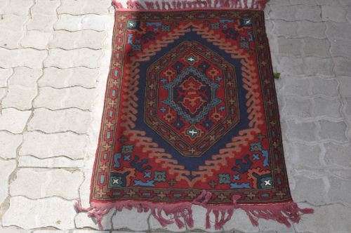 AWESOME SMALL PERSIAN HANDMADE CARPET