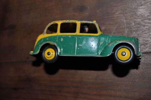 RARE!!! DINKY TOY CAR