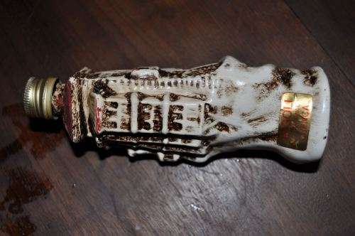 RESOLI CUENCA PORCELAIN BOTTLE-LIQUEUR INSIDE