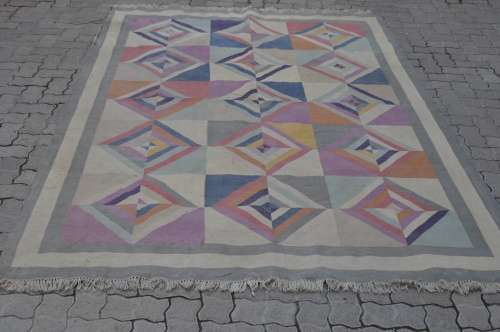 AWESOME HANDMADE DHURRIE CARPET 190X270CM