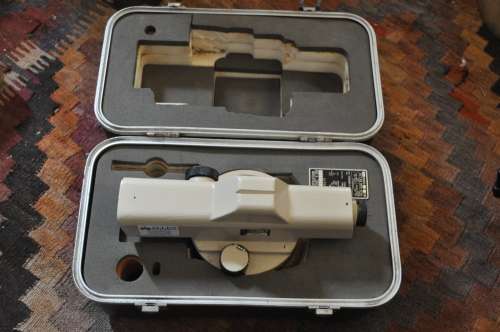 YELLAND S302W DUMPY LEVEL-BOXED