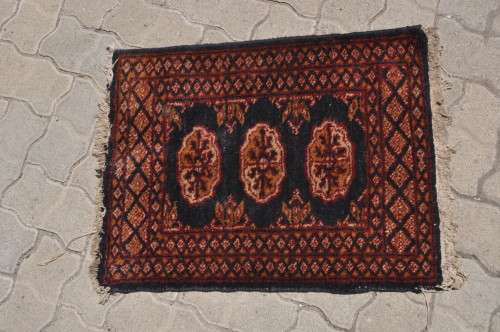 AWESOME SMALL PERSIAN HANDMADE CARPET-PERFECT FOR YOUR ENTRANCE  50X63CM