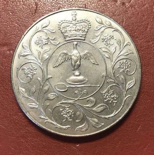 1952 - 1977 QUEEN ELIZABETH SILVER JUBILEE CROWN
