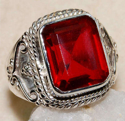 13ct Cherry Quartz & 925 Solid Sterling Silver Ring Size 8.5