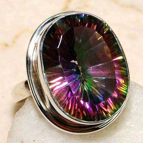 15ct Rainbow Topaz & 925 SOLID STERLING SILVER ring, size 7.25
