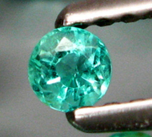 TOP GREEN EMERALD-2.5MM