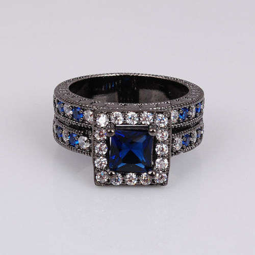 Stunning Black Gold Plated Blue & Clear Crystal Ring - Size 9