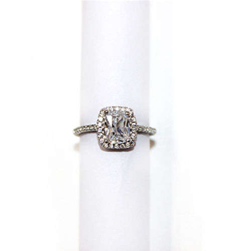 BEAUTIFUL SQUARE CRYSTAL RING - Size 7