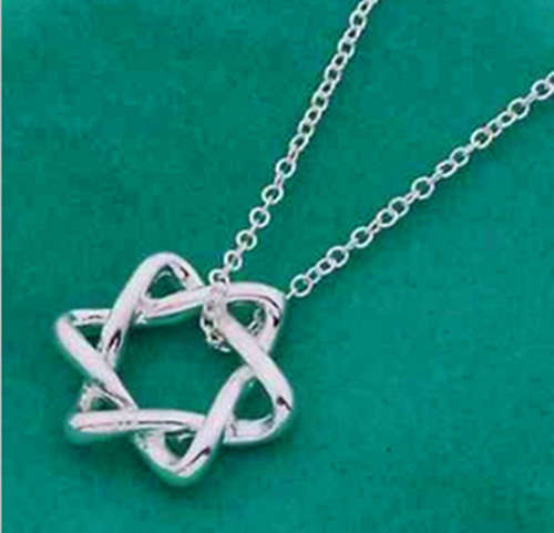 Beautiful 925 Sterling Silver Neckalce