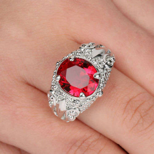 Stunning Vintage Style Ruby Red Crystal Ring - Size 9