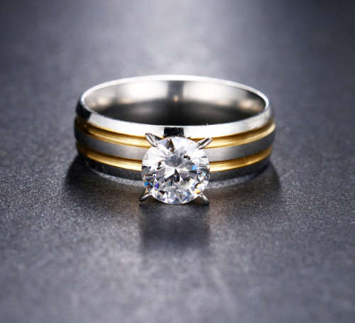 Beautiful Stainless Steel CZ Crystal Ring - Size 7 1/2