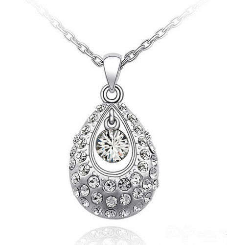 Exquisite Rhinestone Crystal Necklace