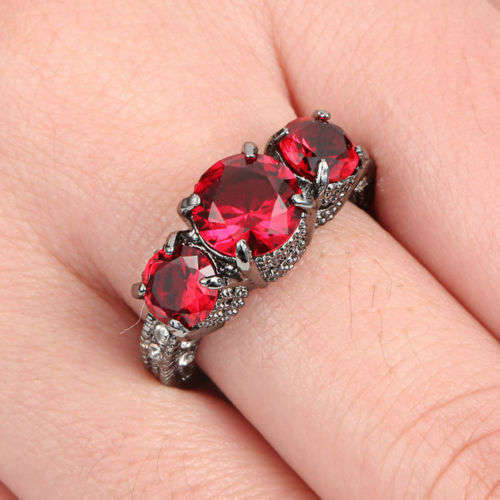 Beautiful Ruby Red Crystal Ring - Size 6 1/4
