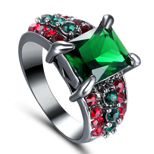 Beautiful Green & Red Crystal Ring - Size 6