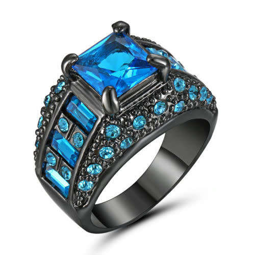 Stunning Black Gold Filled Blue Crystal Ring - Size 9