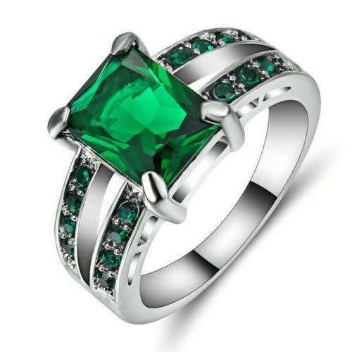 Elegant Green Crystal Ring - Size 9